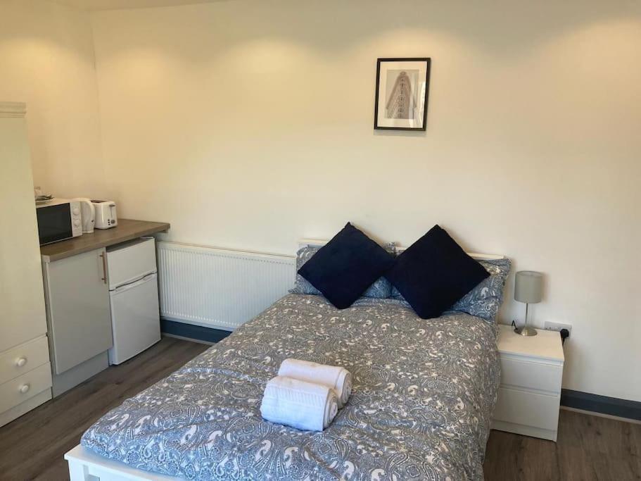 Newly Refurbished Studio, Great Location 8 Studios Nottingham Eksteriør bilde