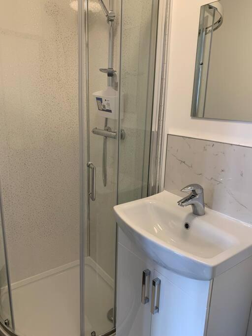 Newly Refurbished Studio, Great Location 8 Studios Nottingham Eksteriør bilde