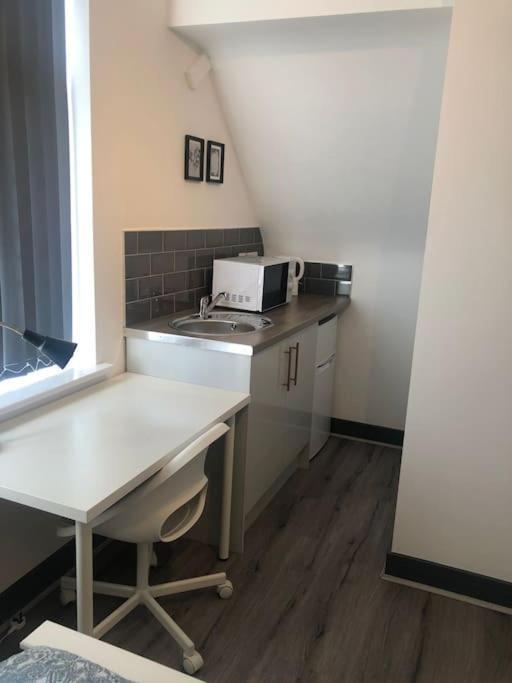 Newly Refurbished Studio, Great Location 8 Studios Nottingham Eksteriør bilde